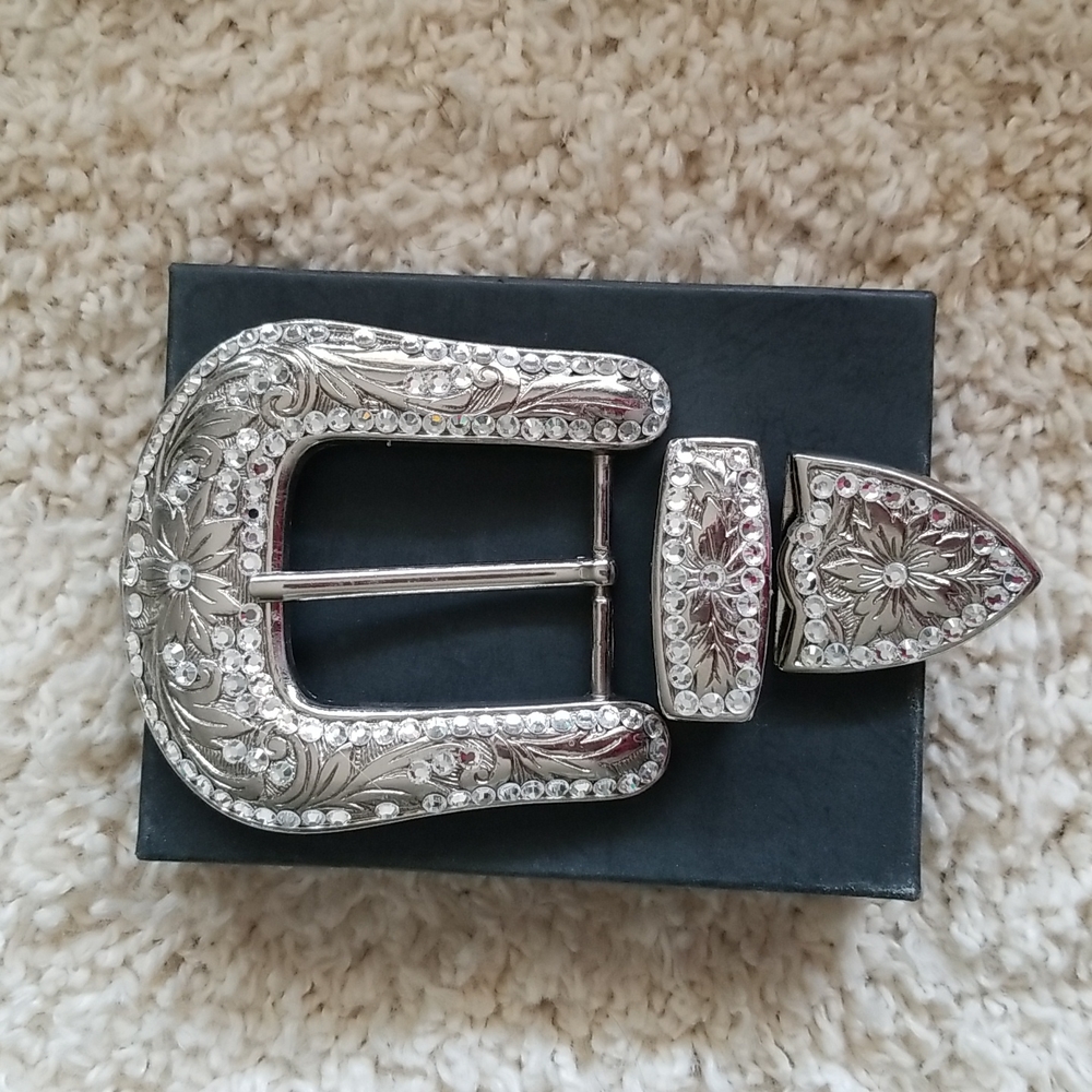 Crystal belt buckle set